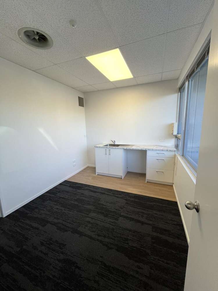 50B Tarndale Grove Albany_5