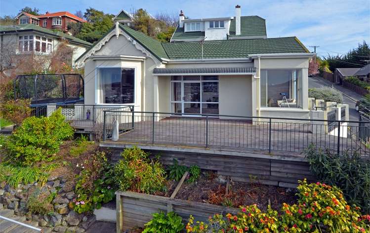 34 Easther Crescent Kew_12