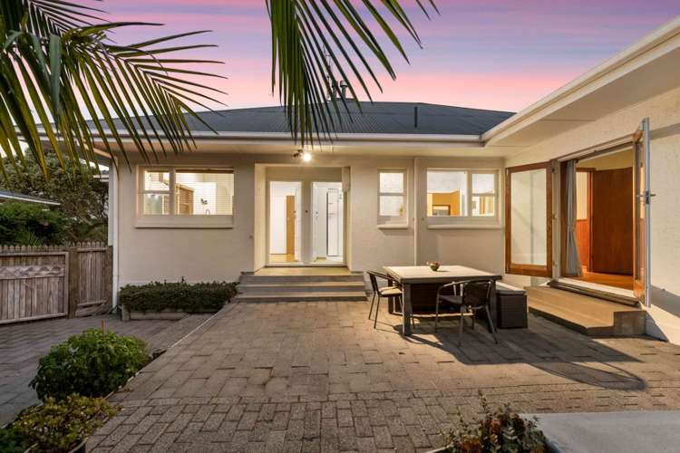 58 Churchill Road Judea_16