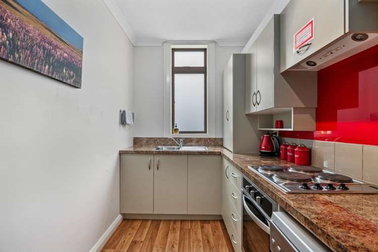 4/11 Wellington Street Picton_15