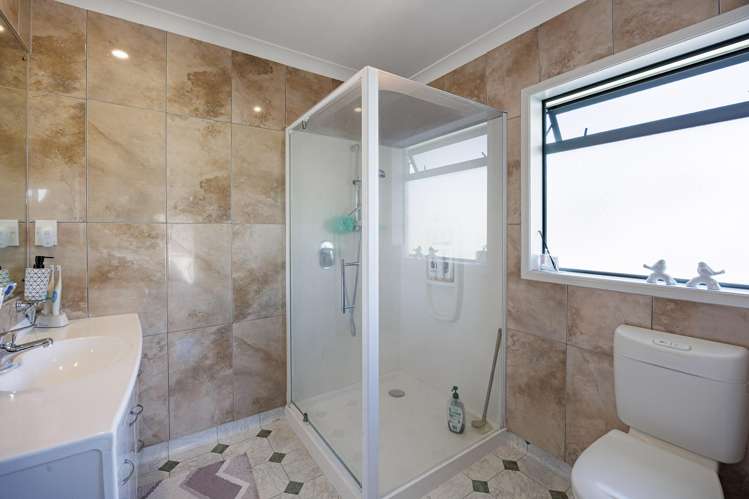 37 Brooklands Drive Havelock North_7