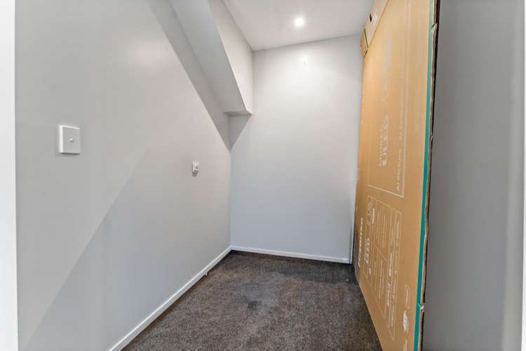 4 Olsen Avenue Hillsborough_14