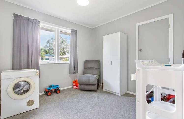 5 Kerry Place Papakura_8