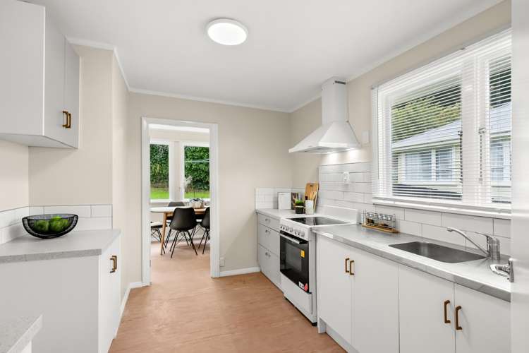 3 Ngaturi Grove Wainuiomata_6