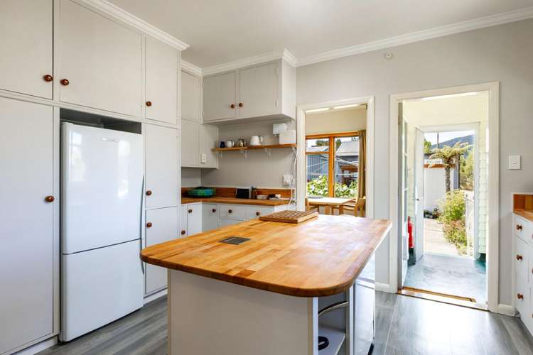 5 Cook Street Havelock_13