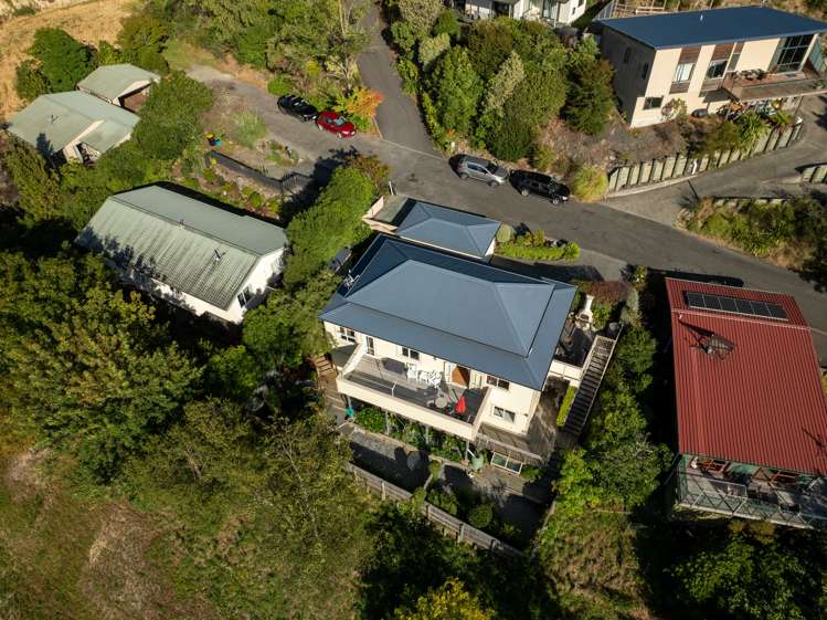 7 Banff Way Toi Toi_27