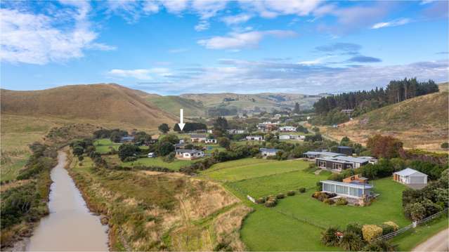 6 McGregor Lane, Whangaehu Beach Porangahau_1