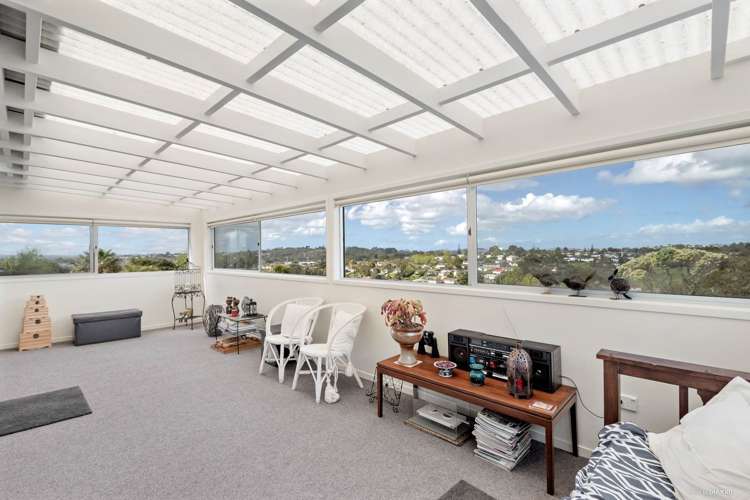 249 Glengarry Road Glen Eden_14