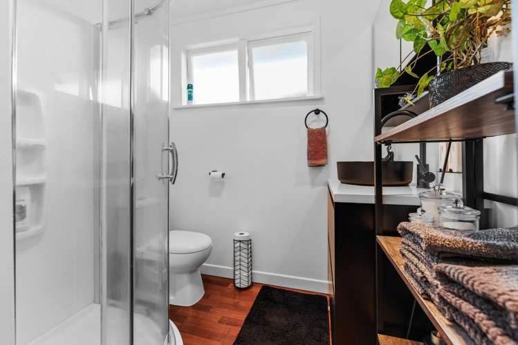 1/10 Alcock Street Mount Wellington_9