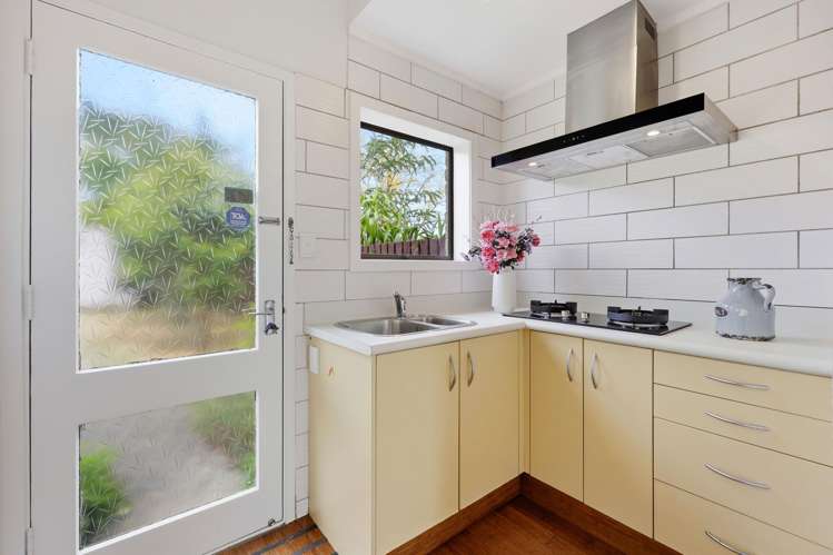 2/39 Rapallo Place Farm Cove_9