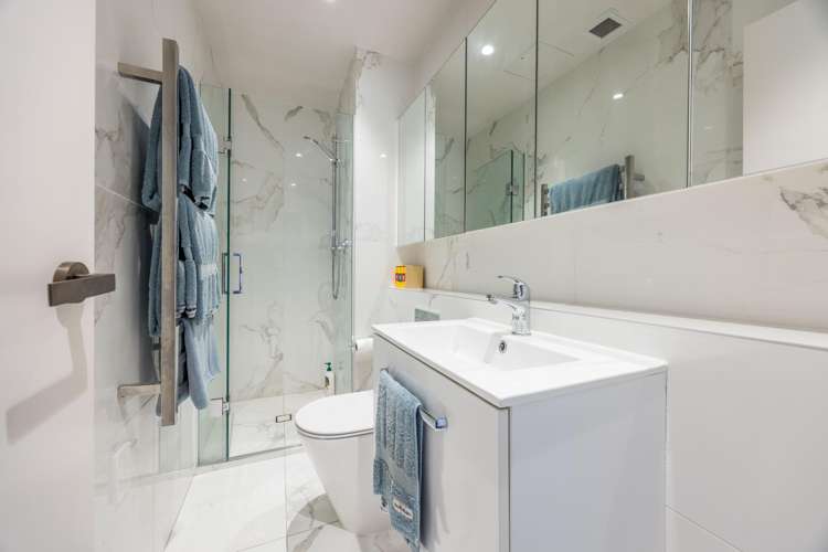 1017/41 Beach Road Auckland Central_15