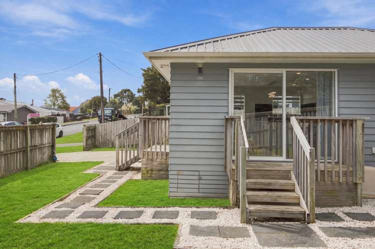 18 Outlook Road Greenhithe_11