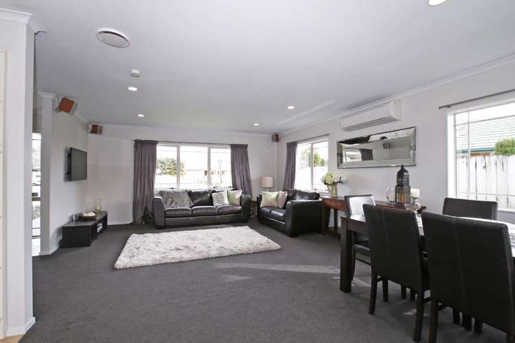 16 Gambia Grove 2743_5