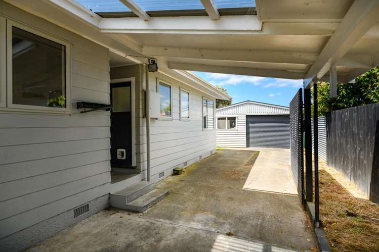 29 Cavendish Crescent Awapuni_19