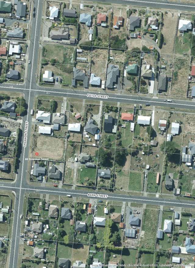 Elevated Port Views, future Potential!