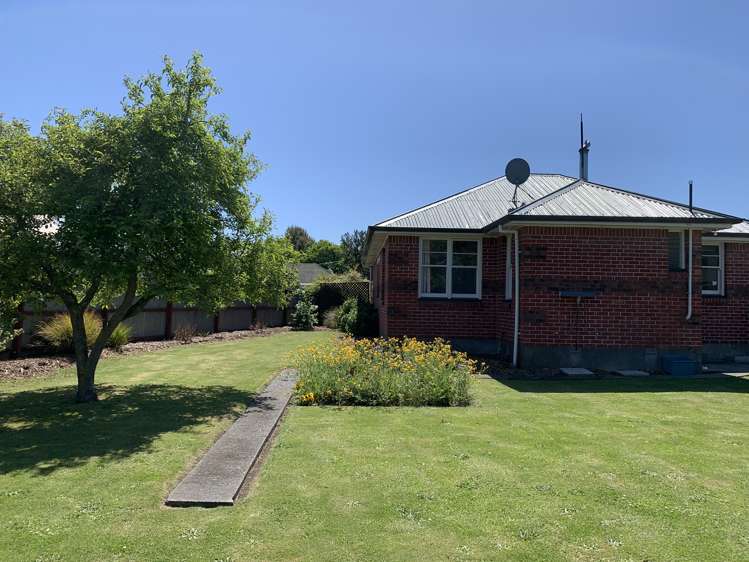 8 Andrew Street Allenton_16