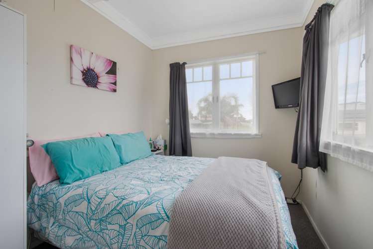 54 Athenree Road Athenree_12