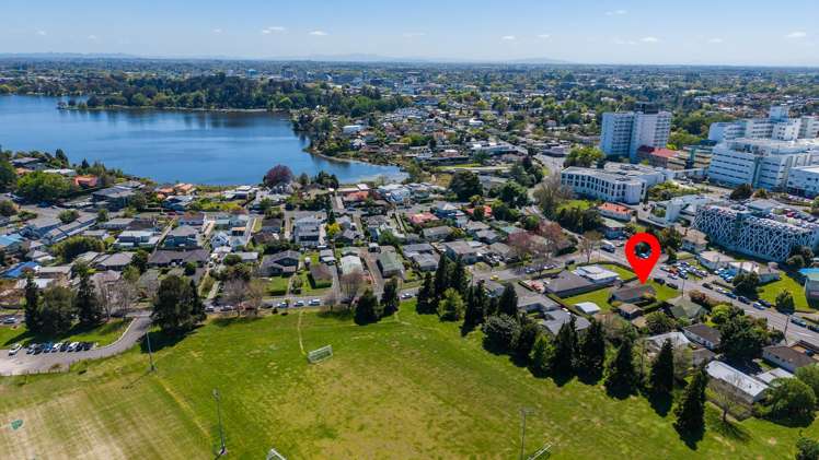 10 Ohaupo Road Hamilton Lake_1