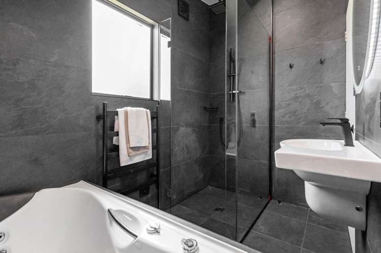 5 Elizabeth Drive West Harbour_18