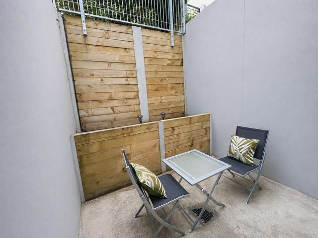 10a/60 Hallenstein Street Queenstown_2