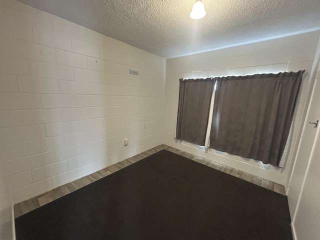 2/81 Firth Street 1074_4