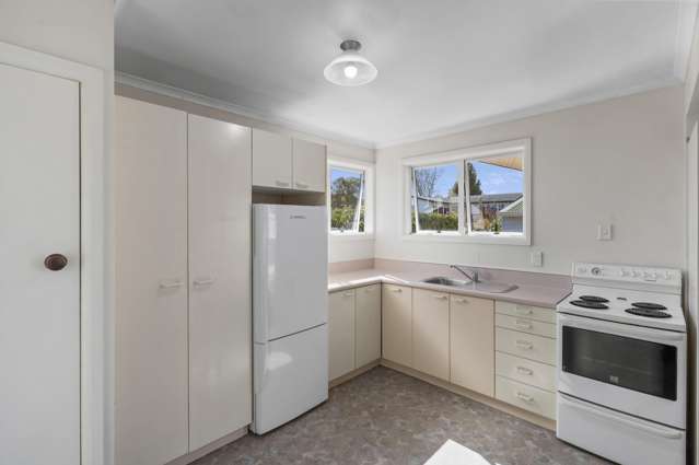 2/118 Gillies Avenue Taupo_2