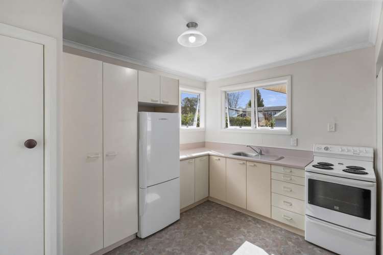 2/118 Gillies Avenue Taupo_1