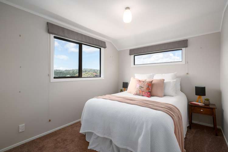 14 Aintree Grove Churton Park_19