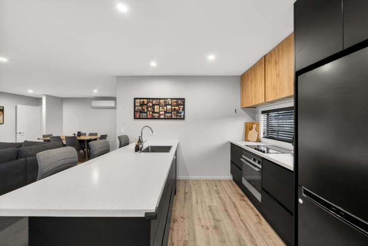 16 Paroto Street_3