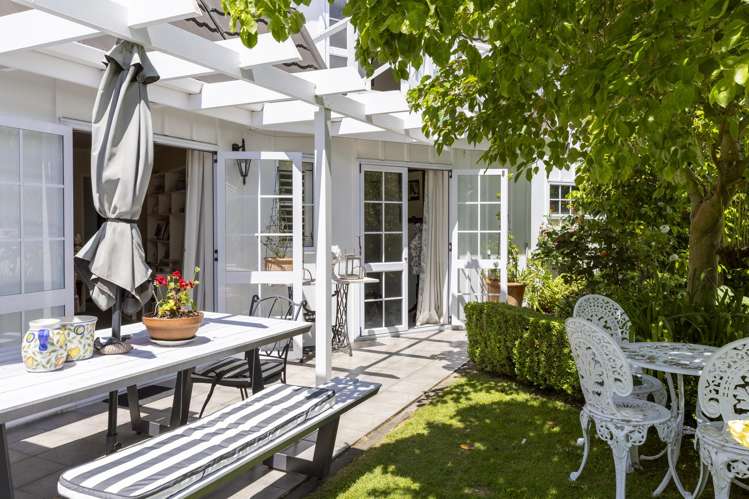 2/18 Pipi Street Two Mile Bay_17