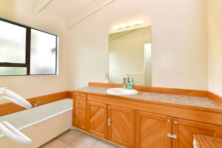 159 Whangaparaoa Road Red Beach_21