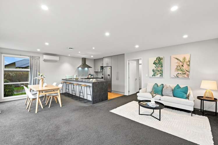 8 Hillbourne Street_3
