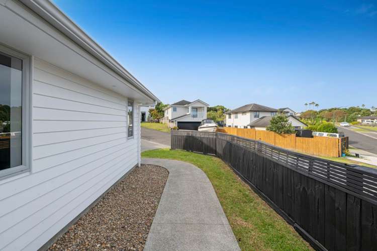 25 Maylee Crescent Gulf Harbour_22