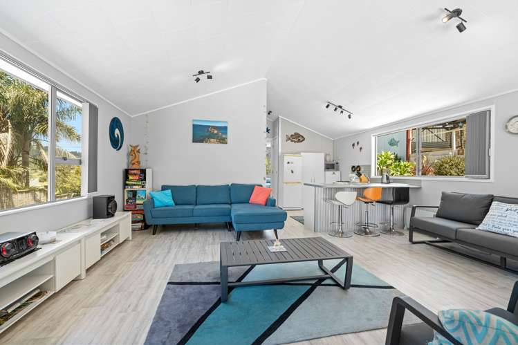 143 Oakura Road Oakura Coast_6