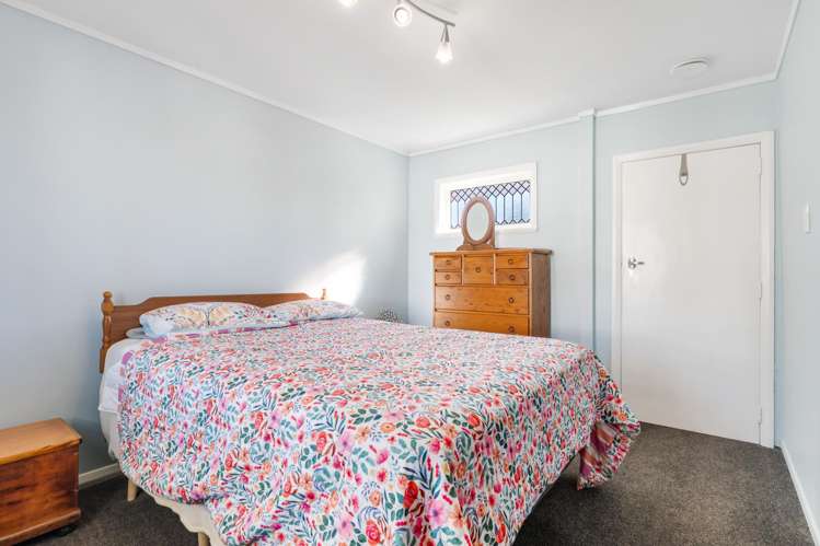 75 Wainui Avenue Point Chevalier_12
