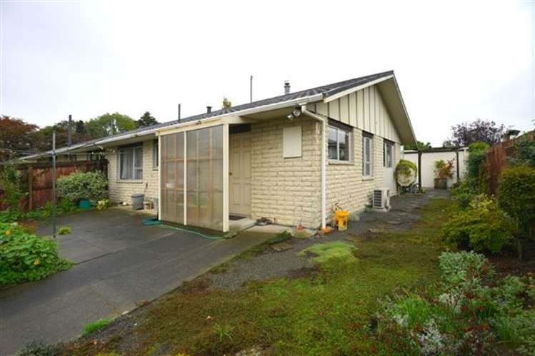 2a Hythe Lane Saint Martins_12