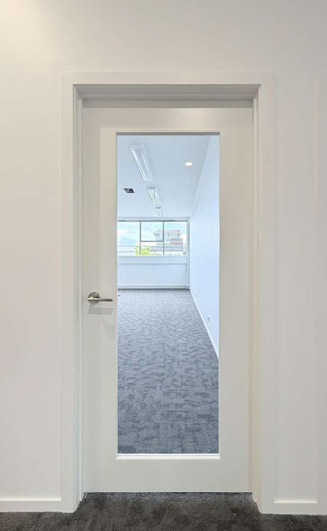 12-26 Te Heuheu Street Town Centre_1