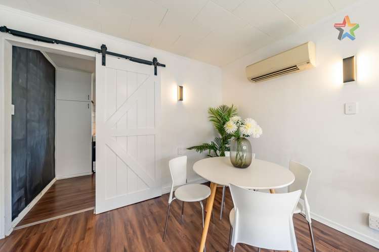 2/43 Leighton Avenue Waiwhetu_6