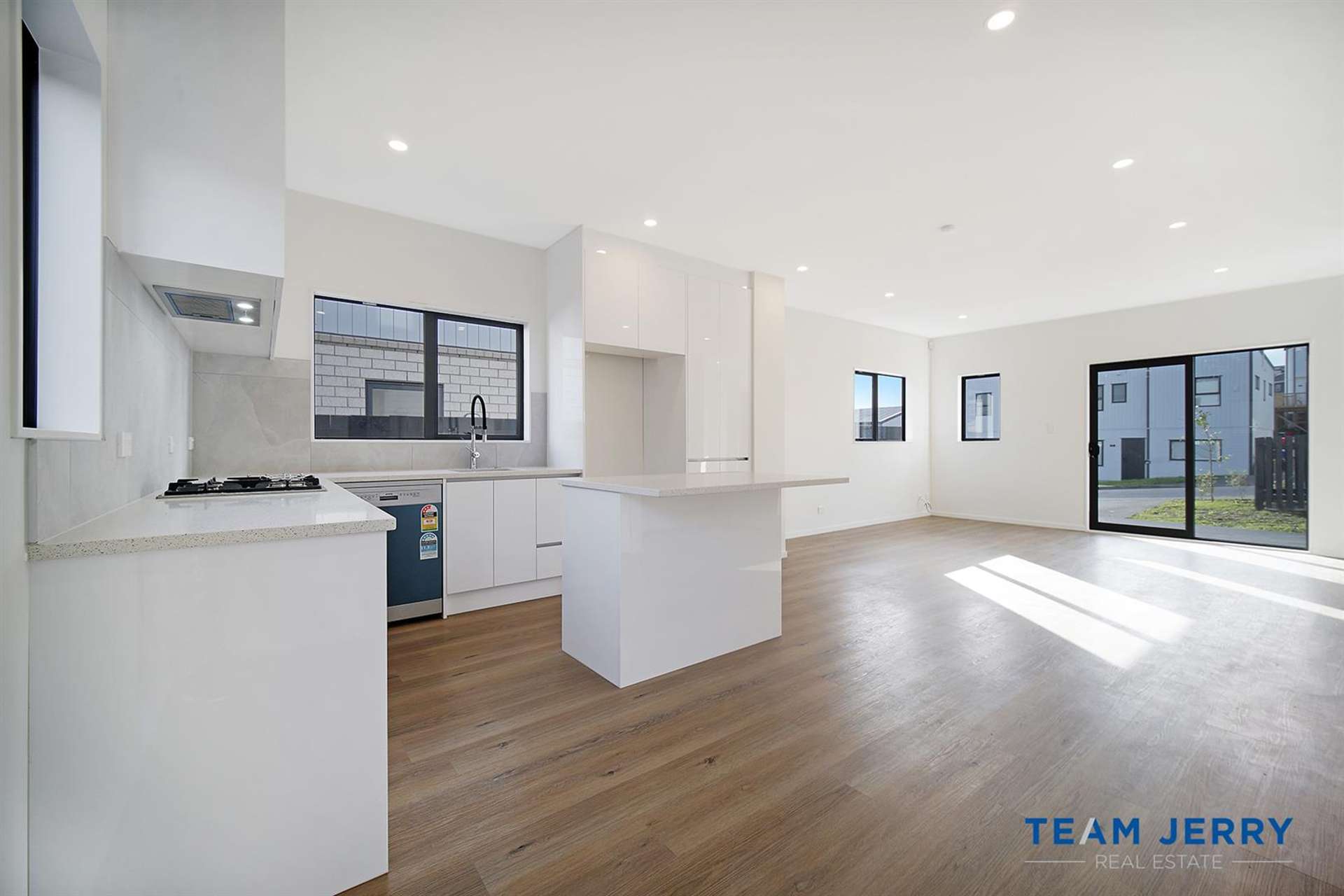 40a Crestview Rise Papakura_0