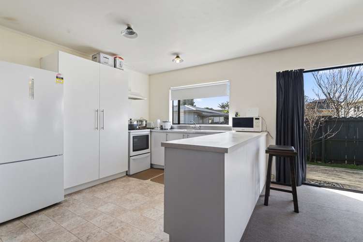 13a Youngs Road Papakura_3