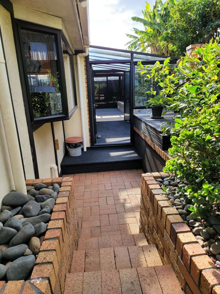 1 Paulownia Place Totara Heights_18