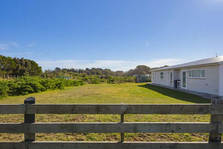 15 Waitarere Rise Avenue Waitarere Beach_14