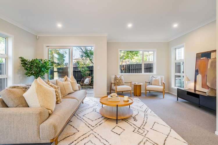 70b Heretaunga Square Silverstream_22