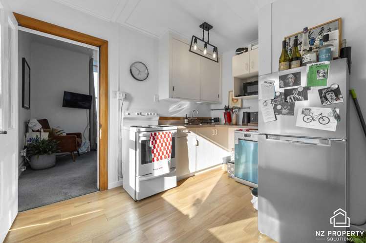 32 Sheen Street Roslyn_10