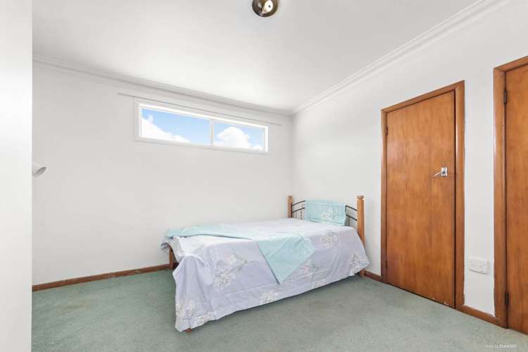 1 Mark Road Mt Albert_11