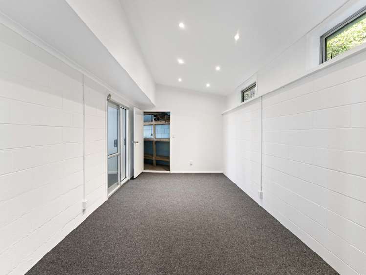 10 Lilburn Crescent Massey_54