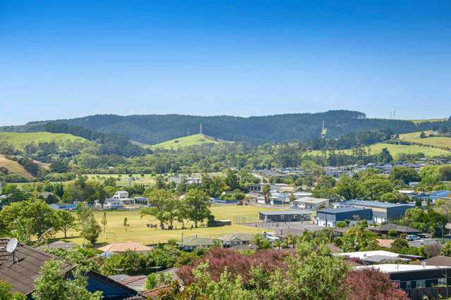 4 Forlong Rise Helensville_2