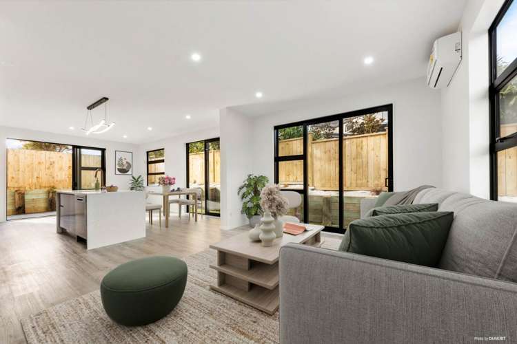 44e Godley Road Green Bay_4