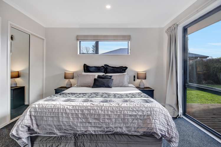 9 Stanwood Grove Darfield_9