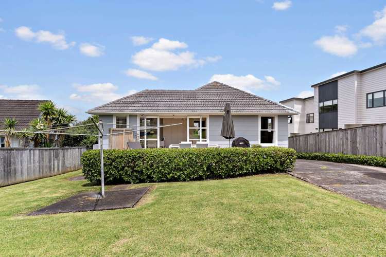 16 Clairville Crescent Wai O Taiki Bay_17